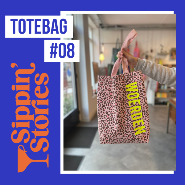 Sippin' Stories Totebag #08 Luipaard Roze